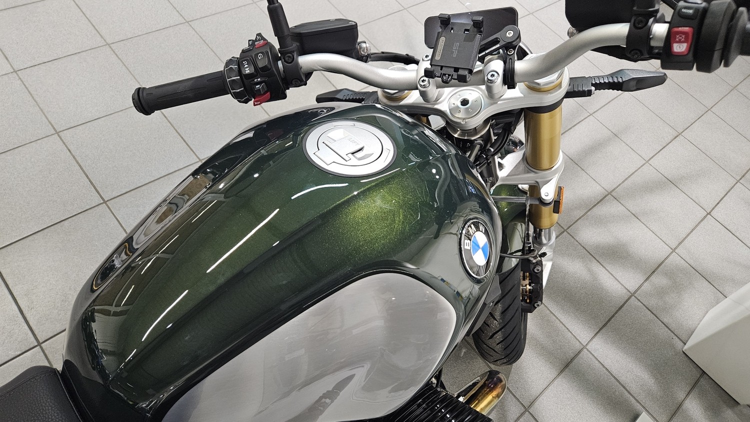 BMW Motorrad R12 NineT