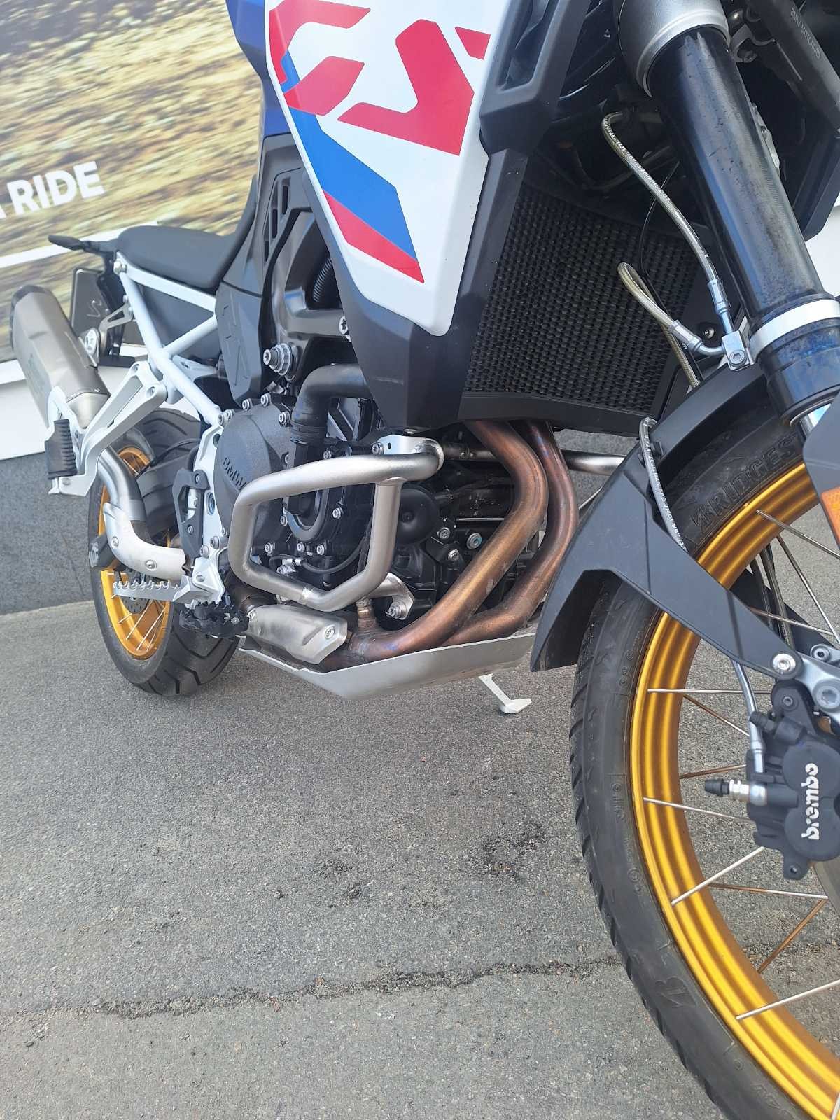 F 900 GS
