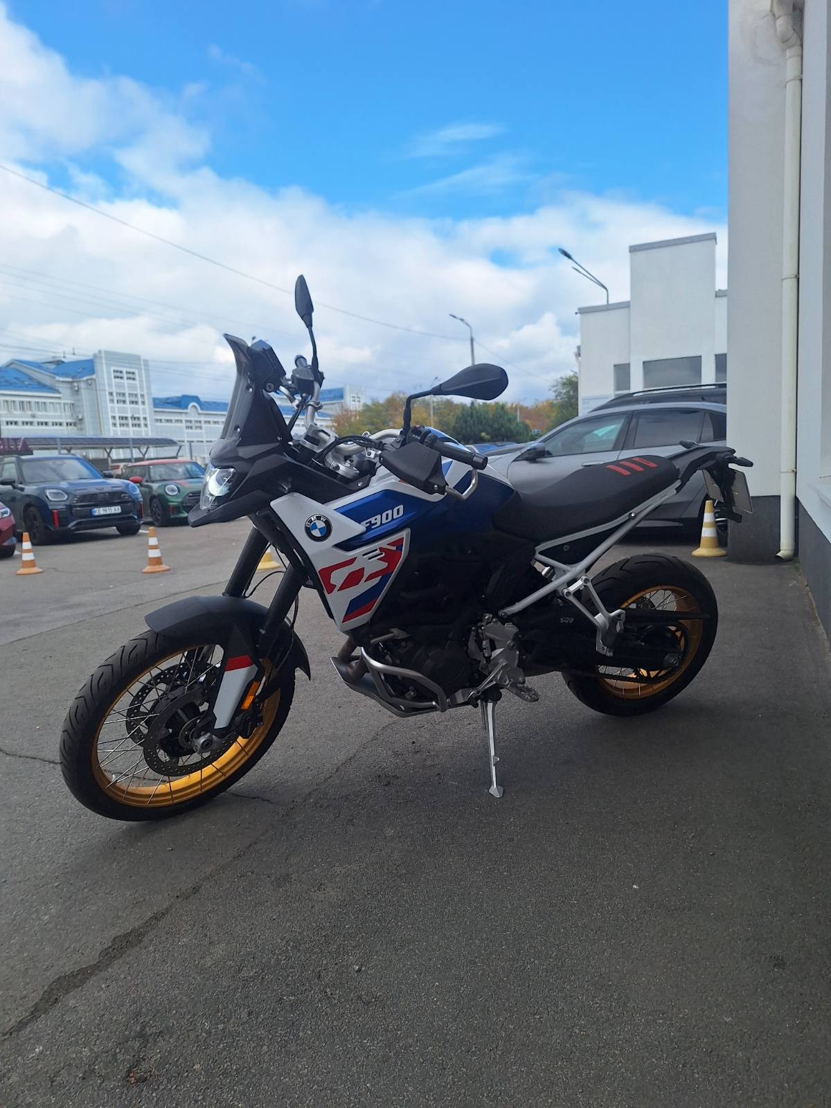 F 900 GS
