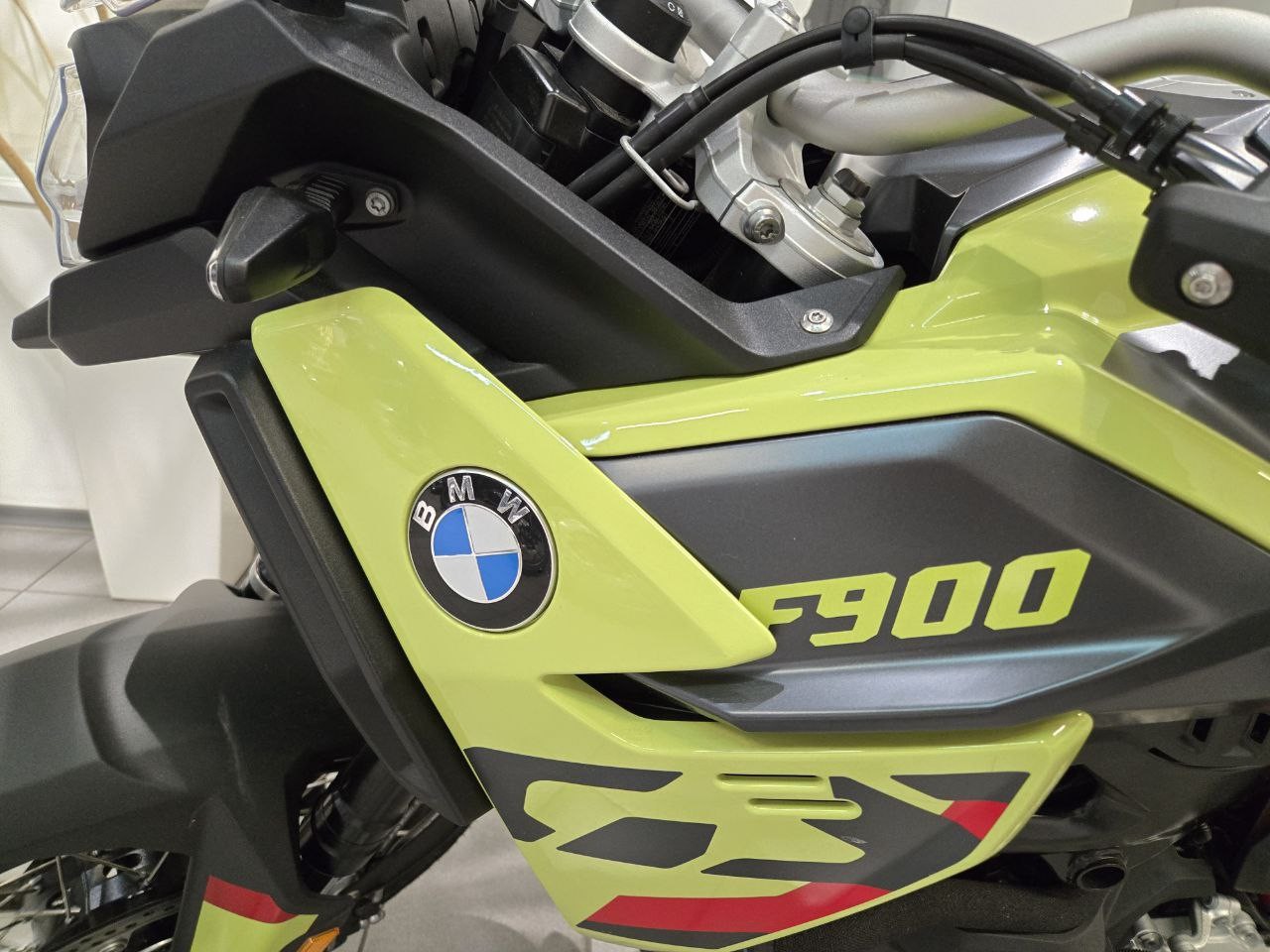 F 900 GS