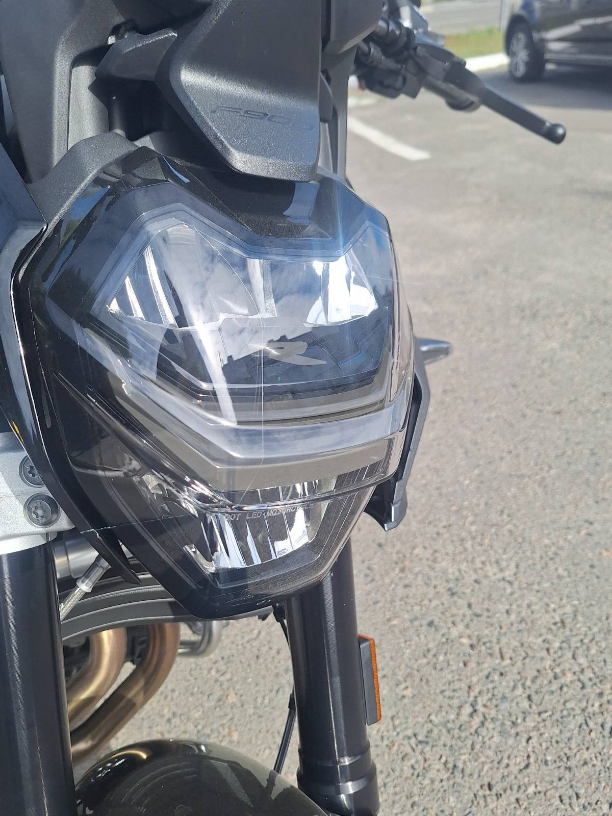 F 900 R
