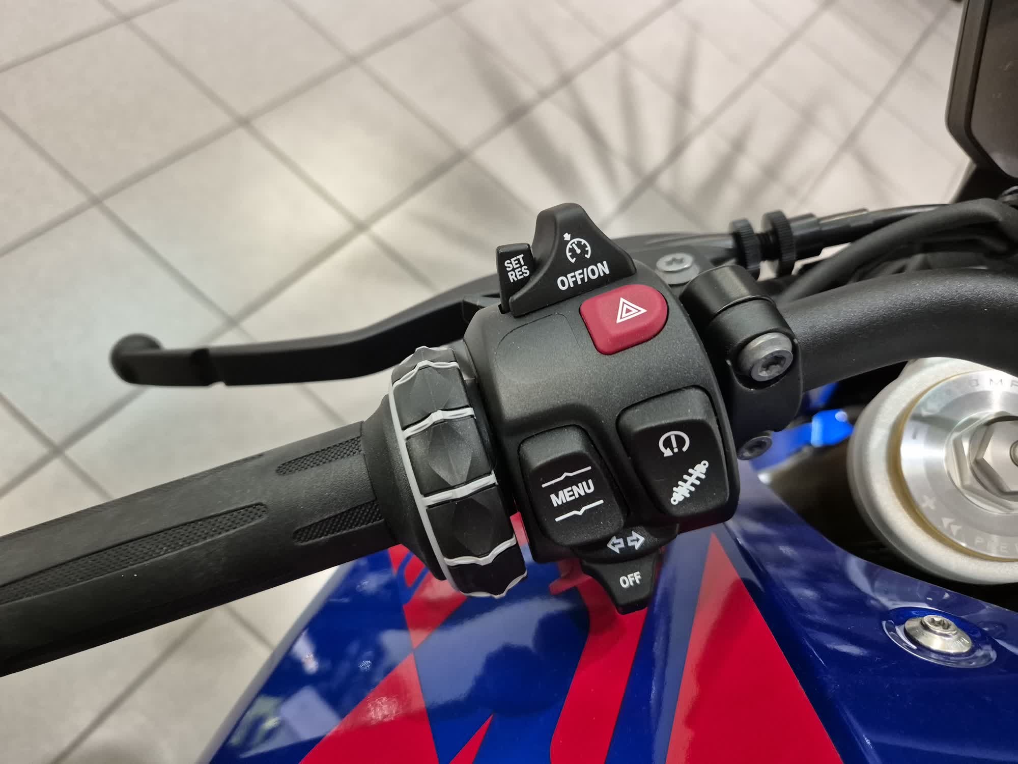 BMW Motorrad F 900 R