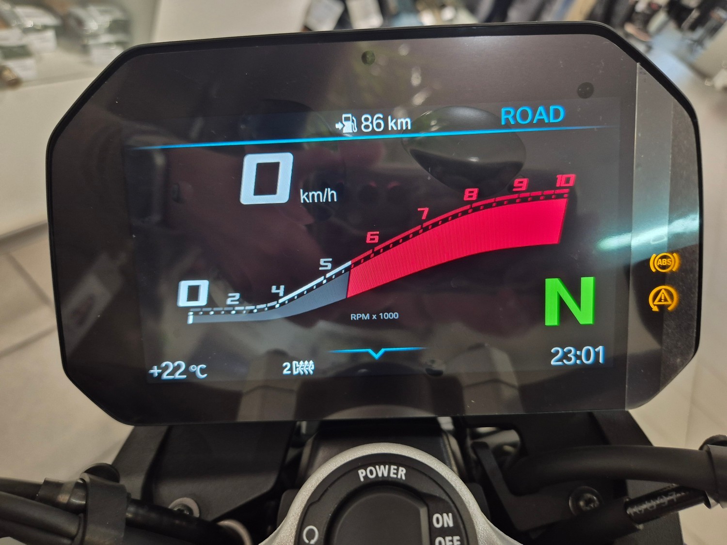 F900R