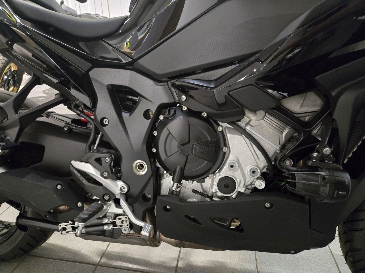 S 1000 XR