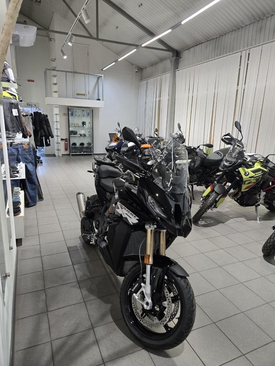 S 1000 XR