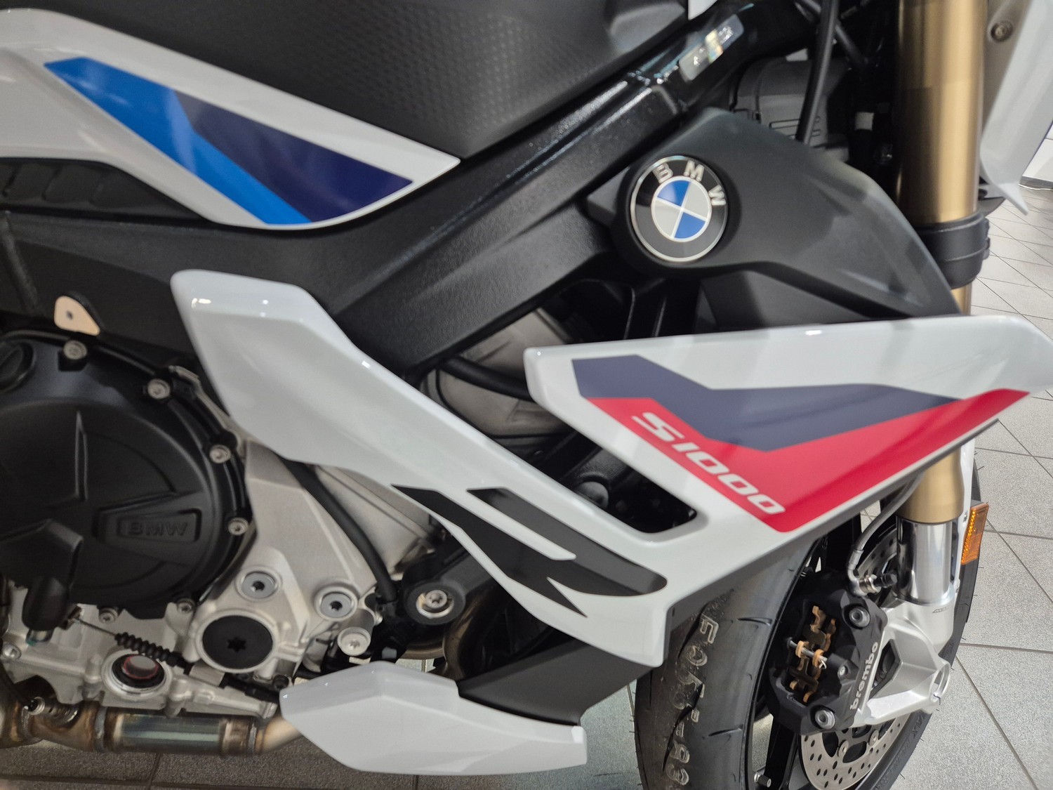 S 1000 R