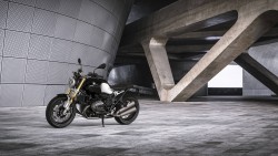 R nineT